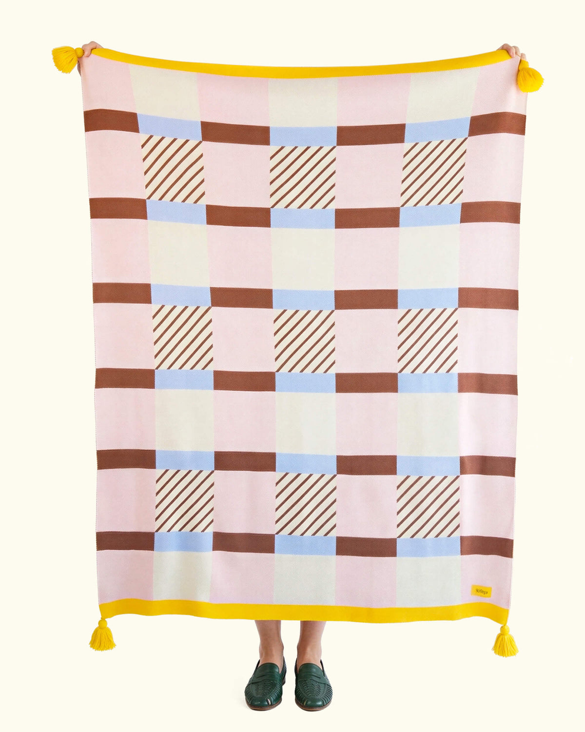 Throw Blanket - Strawberry Sundae